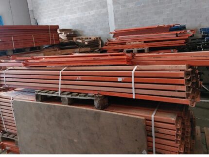 Sistema-de-Almacenamiento-de-Ocasion-1 Special Offer: Second-hand Storage System – 270cm Stringer