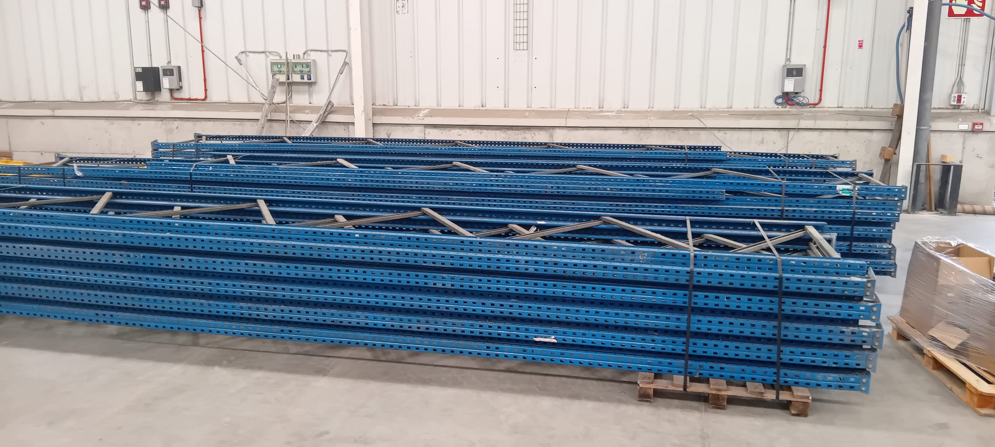 Estantería industrial de ocasión en Tarragona