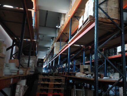 Estanterías industriales metálicas de segunda mano en Guipúzcoa