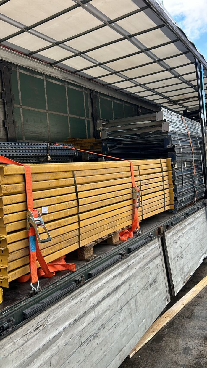 Estanterías industriales segunda mano en Albacete Estanterías Industriales Usadas Meraca Megalux y Largueros en Venta